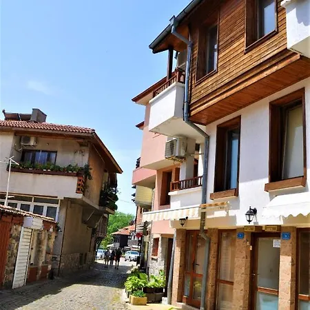 House Dimitrovi Pensjonat