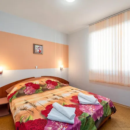House Dimitrovi 3*